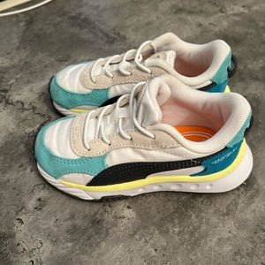 Puma Slip On Sneakers Size 8 toddler